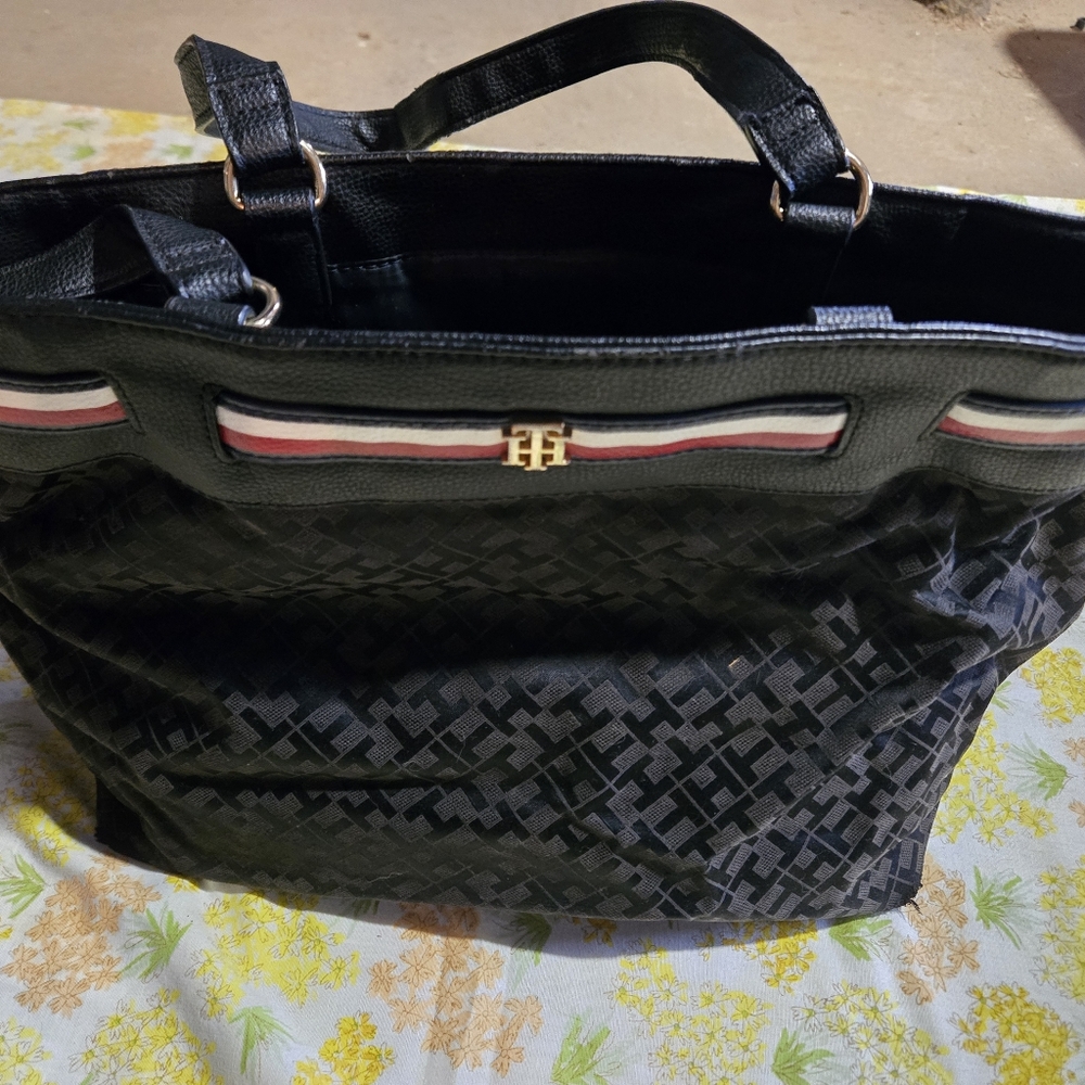 Tommy Hilfiger tote